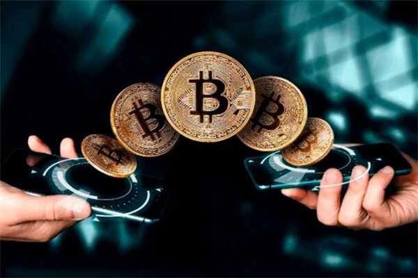 比特币期货周五跌超13%